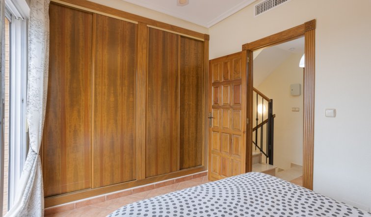 Reventa - Villa - Los Montesinos - Los Montesinos - Urb. La Herrada