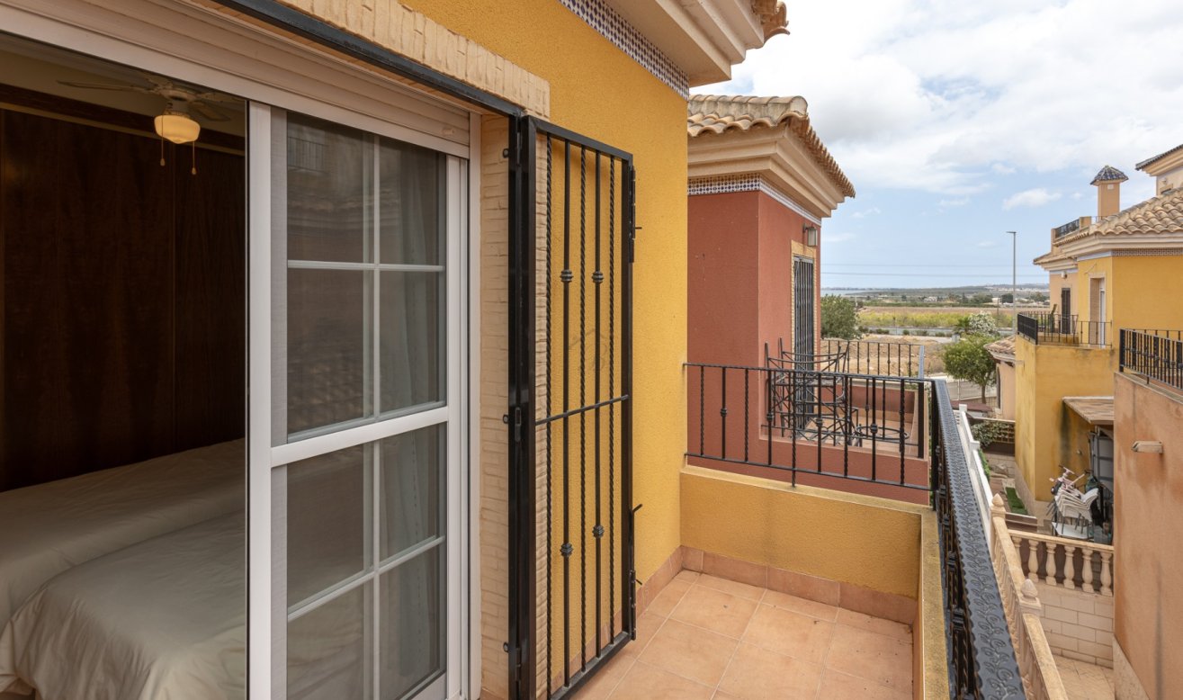Reventa - Villa - Los Montesinos - Los Montesinos - Urb. La Herrada