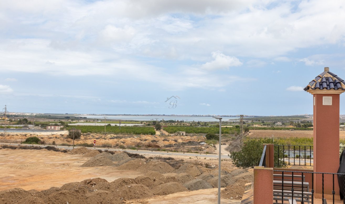 Reventa - Villa - Los Montesinos - Los Montesinos - Urb. La Herrada