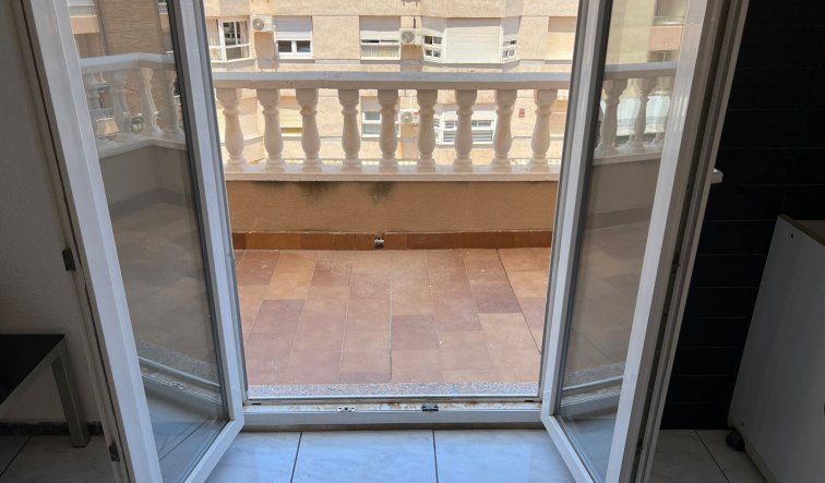 Reventa - Apartamento / piso - Punta Prima - Punta Prima Torrevieja
