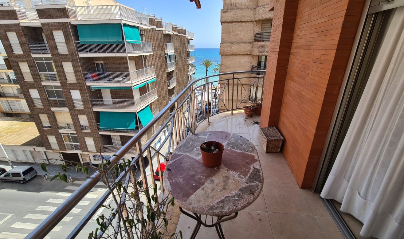Reventa - Apartamento / piso - Torrevieja - Playa del cura