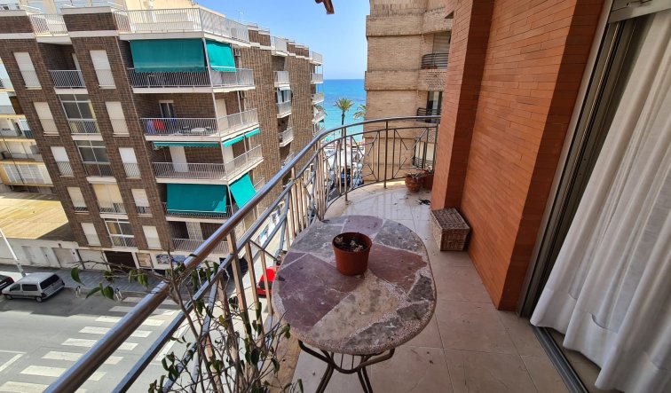 Reventa - Apartamento / piso - Torrevieja - Playa del cura