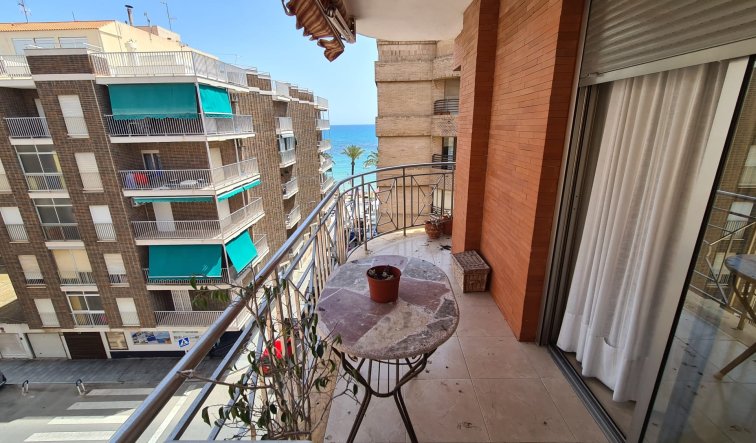 Reventa - Apartamento / piso - Torrevieja - Playa del cura