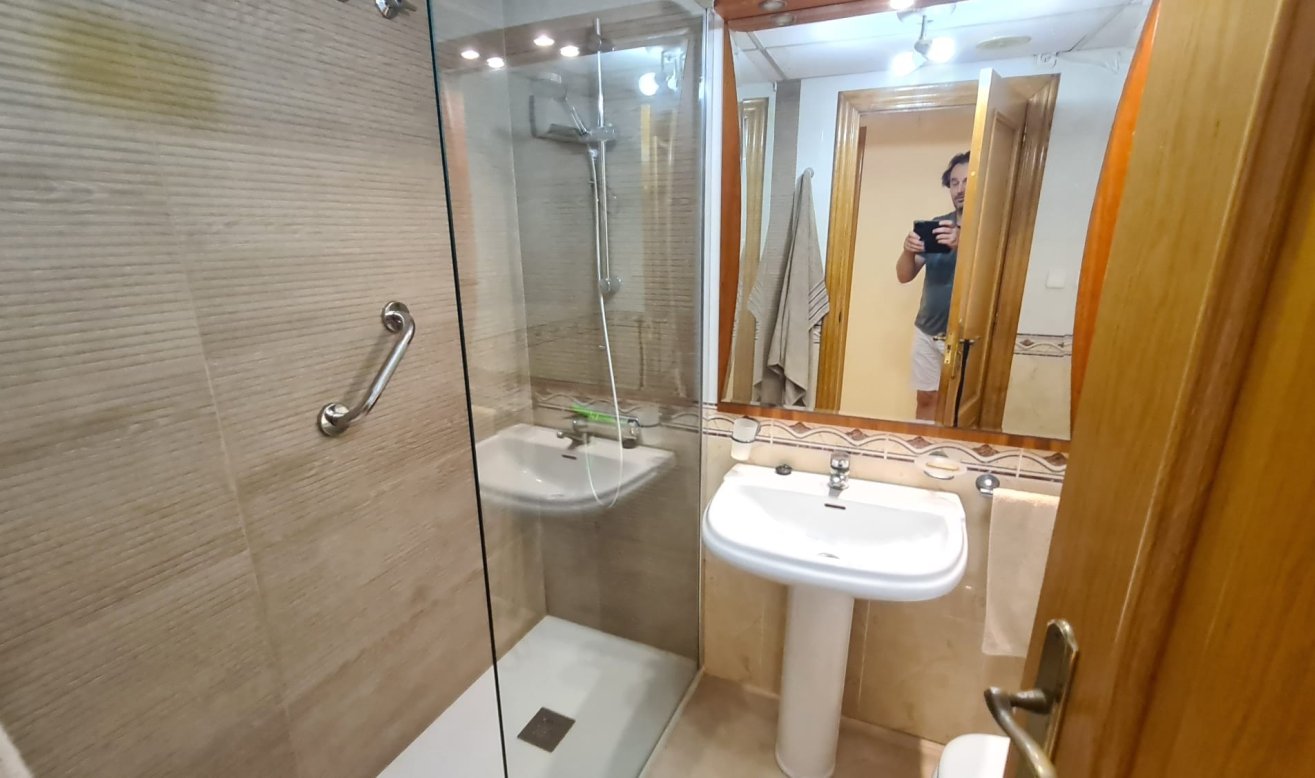 Reventa - Apartamento / piso - Torrevieja - Playa del cura