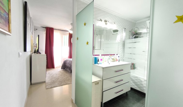 Reventa - Apartamento / piso - Torrevieja - Playa del Cura