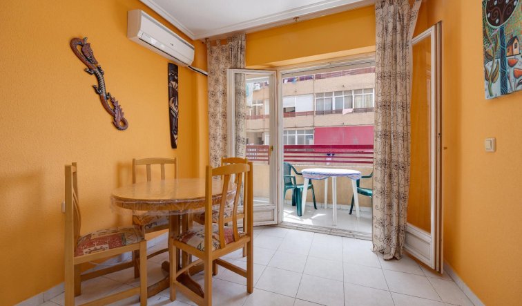Reventa - Apartamento / piso - Torrevieja - El molino