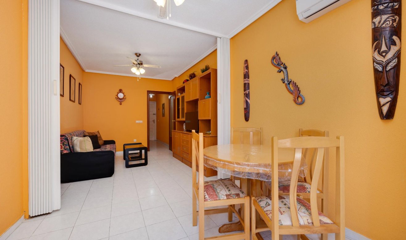 Reventa - Apartamento / piso - Torrevieja - El molino