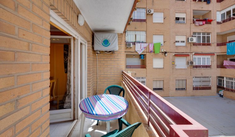 Reventa - Apartamento / piso - Torrevieja - El molino