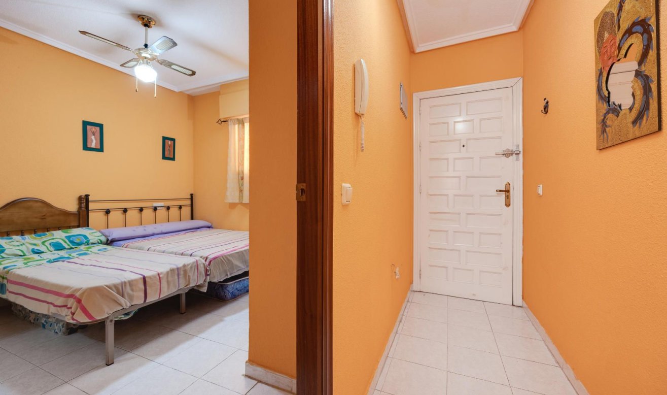 Reventa - Apartamento / piso - Torrevieja - El molino
