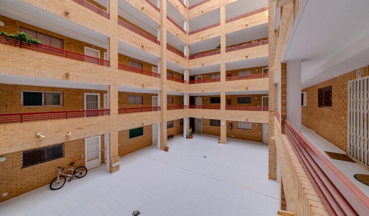 Reventa - Apartamento / piso - Torrevieja - El molino