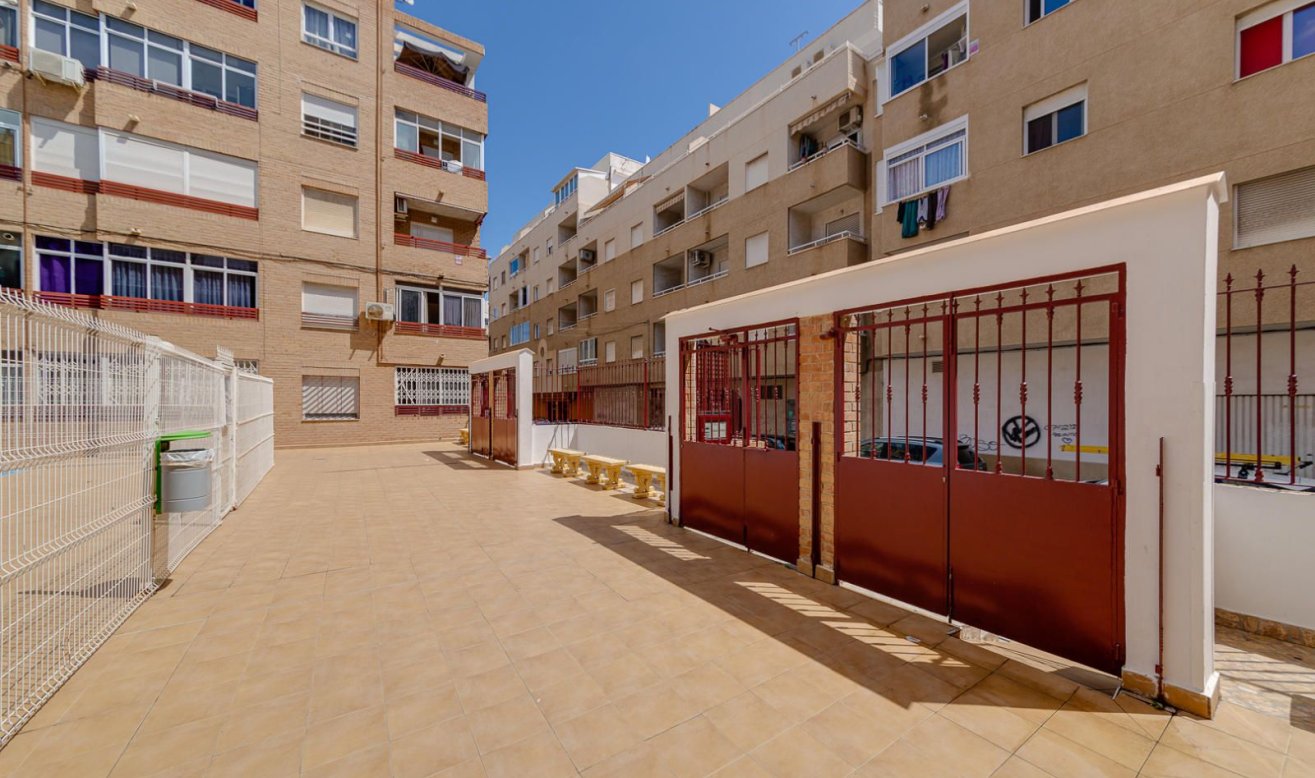 Reventa - Apartamento / piso - Torrevieja - El molino
