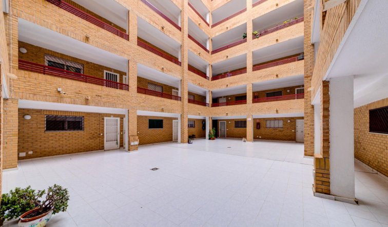 Reventa - Apartamento / piso - Torrevieja - El molino