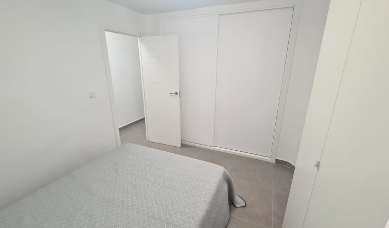 Reventa - Apartamento / piso - Torrevieja - Playa de los Locos