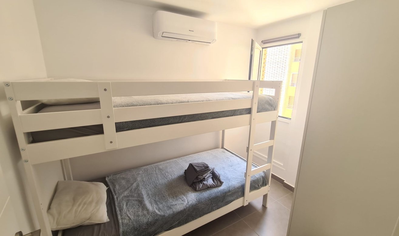 Reventa - Apartamento / piso - Torrevieja - Playa de los Locos