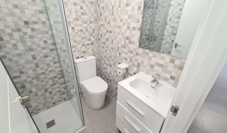 Reventa - Apartamento / piso - Torrevieja - Playa de los Locos