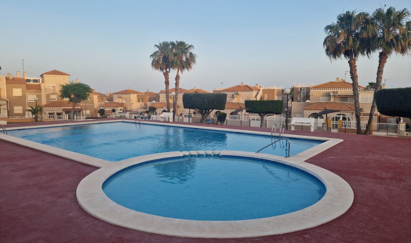 Reventa - Adosado - Torrevieja - Nueva Torrevieja - Aguas Nuevas