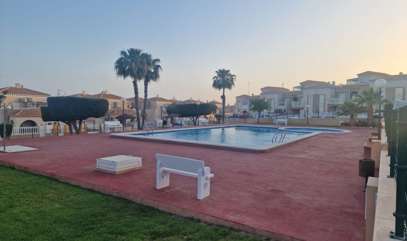 Reventa - Adosado - Torrevieja - Nueva Torrevieja - Aguas Nuevas