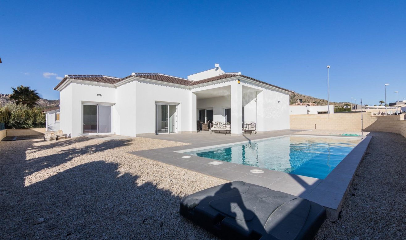 Obra nueva - Villa - Pinoso - Lel