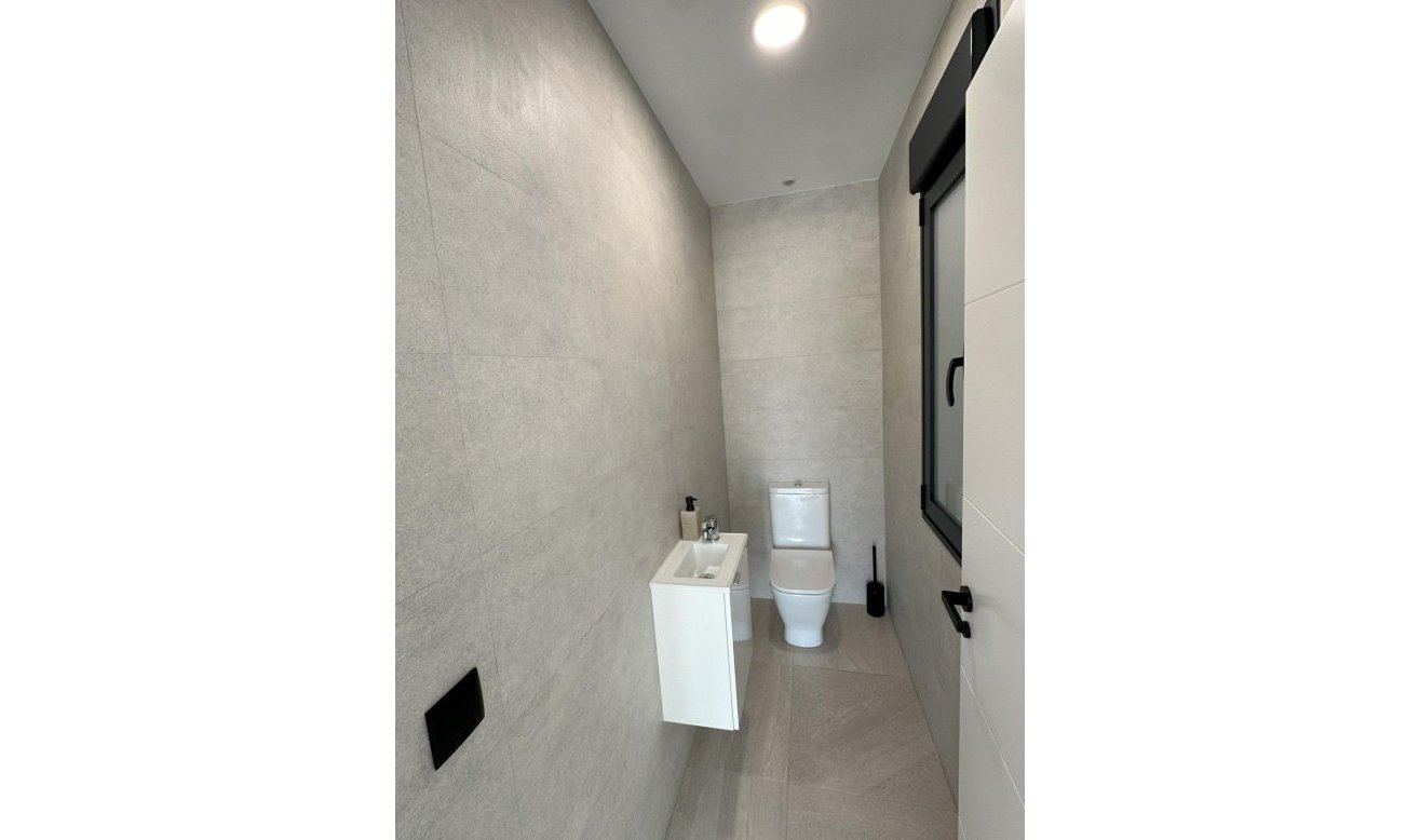 Obra nueva - Villa - Pinoso - Lel