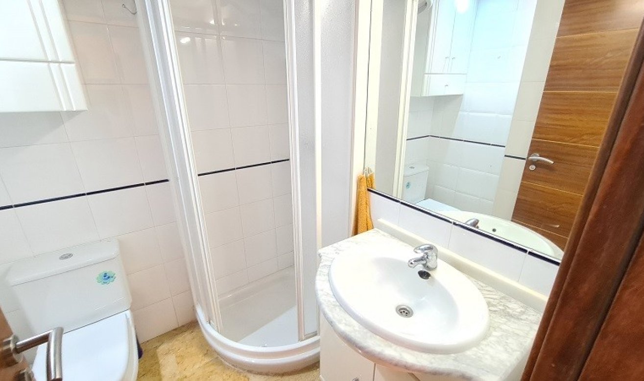 Reventa - Apartamento / piso - Torrevieja - Playa del Cura