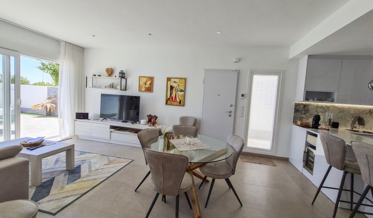 Obra nueva - Villa - Pilar de la Horadada