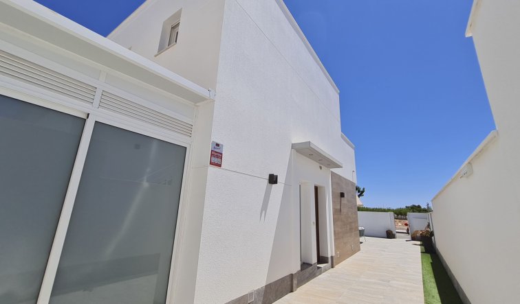 Obra nueva - Villa - Pilar de la Horadada