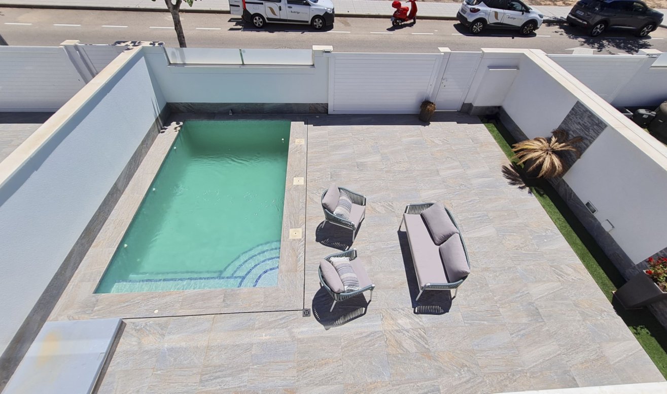 Obra nueva - Villa - Pilar de la Horadada