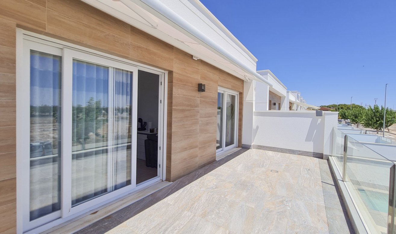 Obra nueva - Villa - Pilar de la Horadada