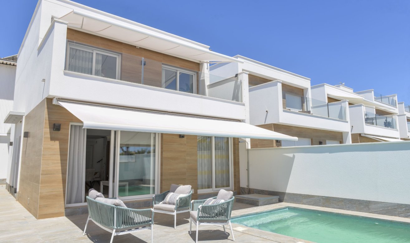 Obra nueva - Villa - Pilar de la Horadada