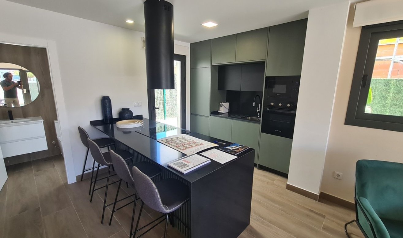 Reventa - Villa - Los Montesinos - Los Montesinos - Urb. La Herrada