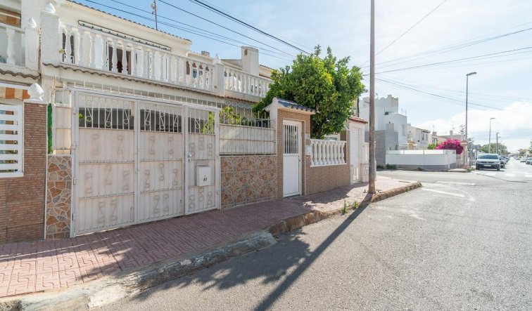 Resale - Terraced house - Torrevieja - Los Frutales
