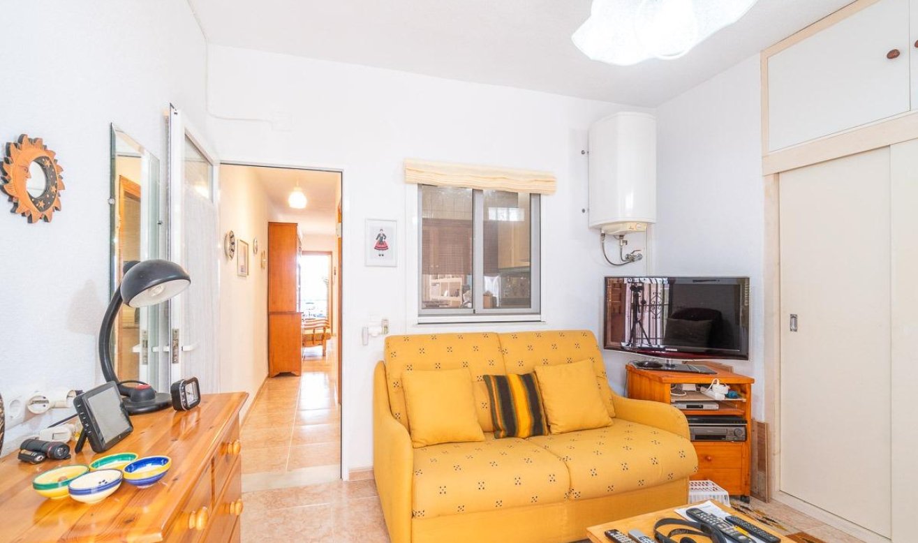 Resale - Terraced house - Torrevieja - Los Frutales