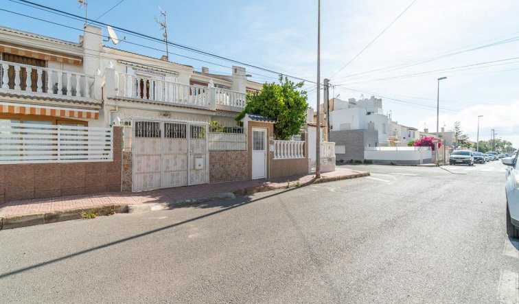 Resale - Terraced house - Torrevieja - Los Frutales