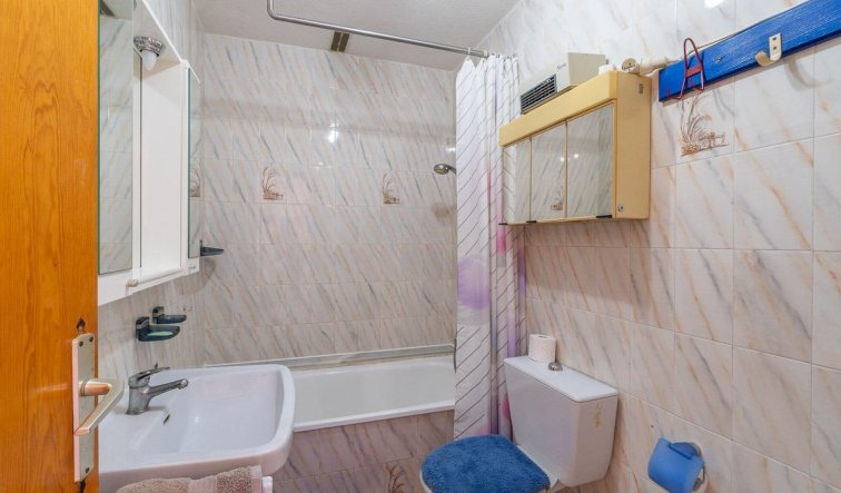 Resale - Terraced house - Torrevieja - Los Frutales