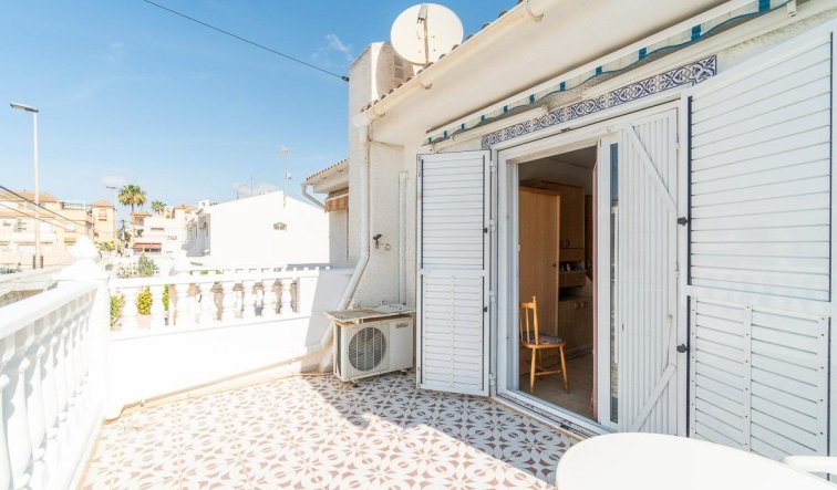 Resale - Terraced house - Torrevieja - Los Frutales