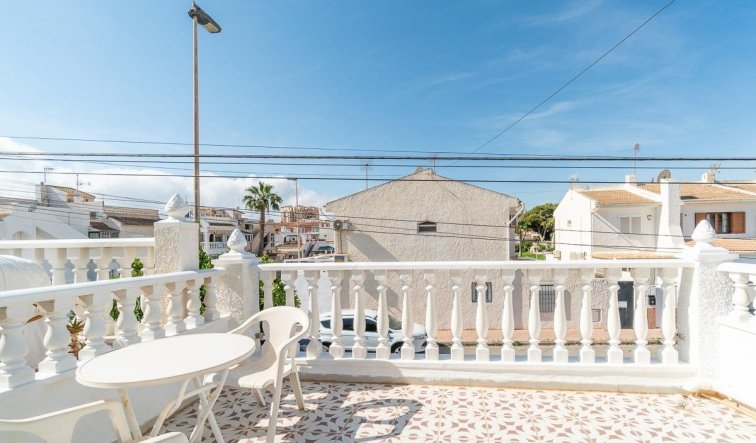Resale - Terraced house - Torrevieja - Los Frutales