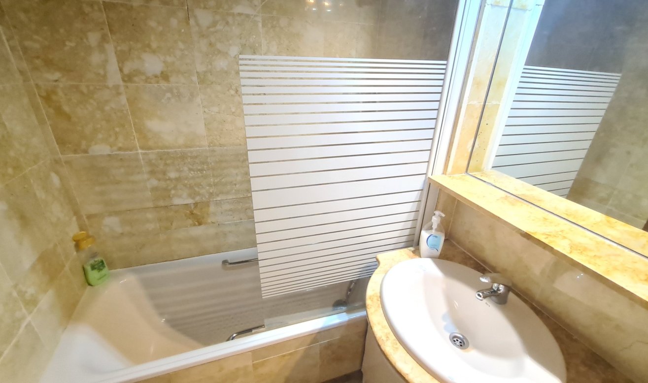 Reventa - Apartamento / piso - Torrevieja - Playa del cura