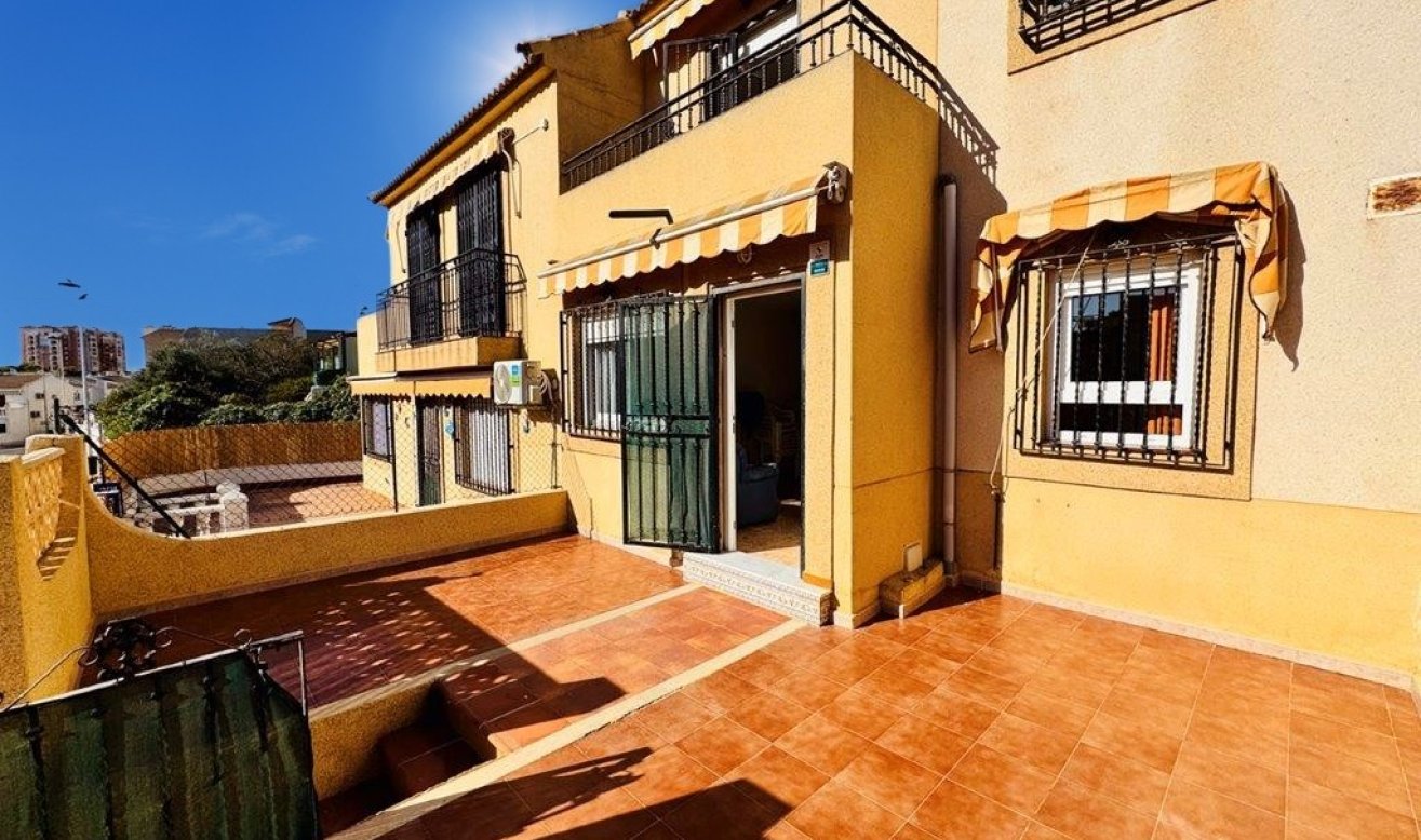 Reventa - Adosado - Torrevieja - Los Frutales