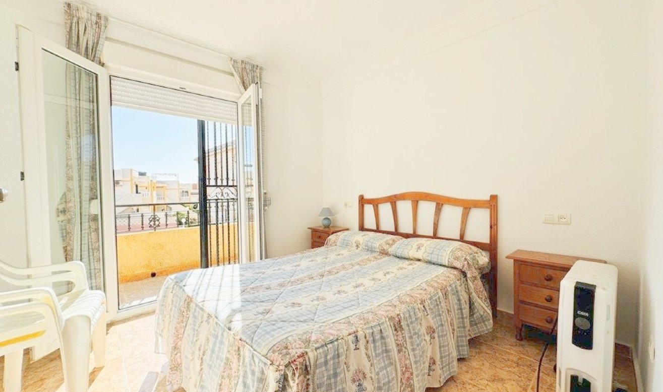 Reventa - Adosado - Torrevieja - Los Frutales
