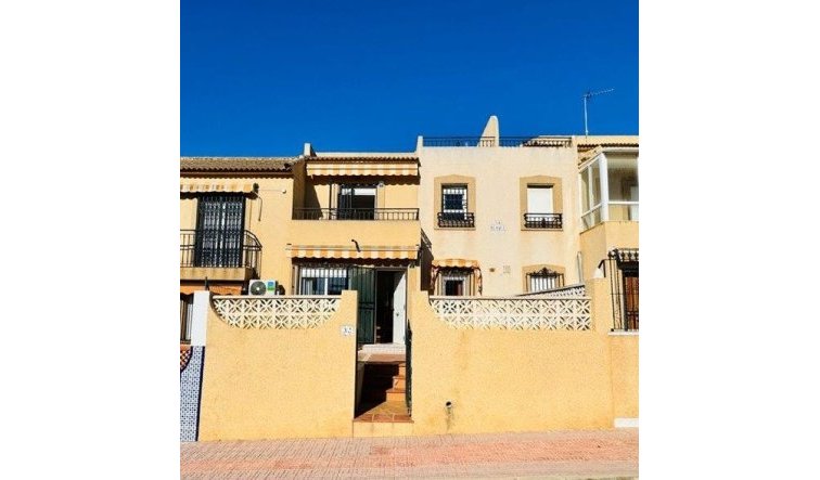 Reventa - Adosado - Torrevieja - Los Frutales
