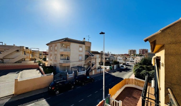 Reventa - Adosado - Torrevieja - Los Frutales