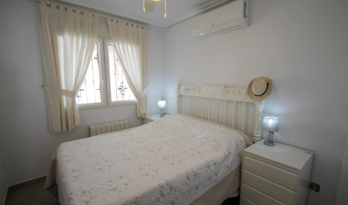 Reventa - Villa - Orihuela Costa - Las Filipinas